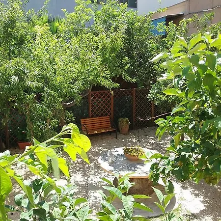 Il Giardinetto בית הארחה צ'יוויטווקיה